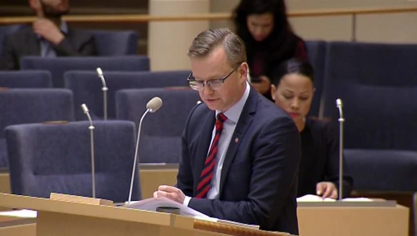 Stillbild från Interpellationsdebatt, Konsekvensutredningar