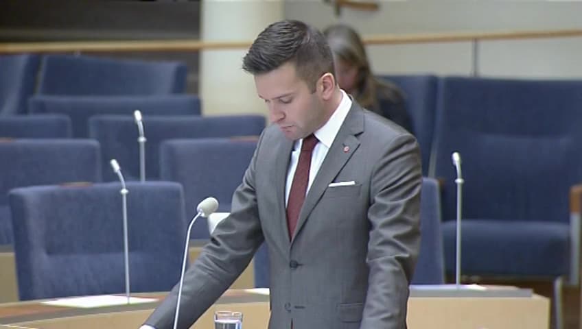 Stillbild från Interpellationsdebatt, Apotekens tillgänglighet och service