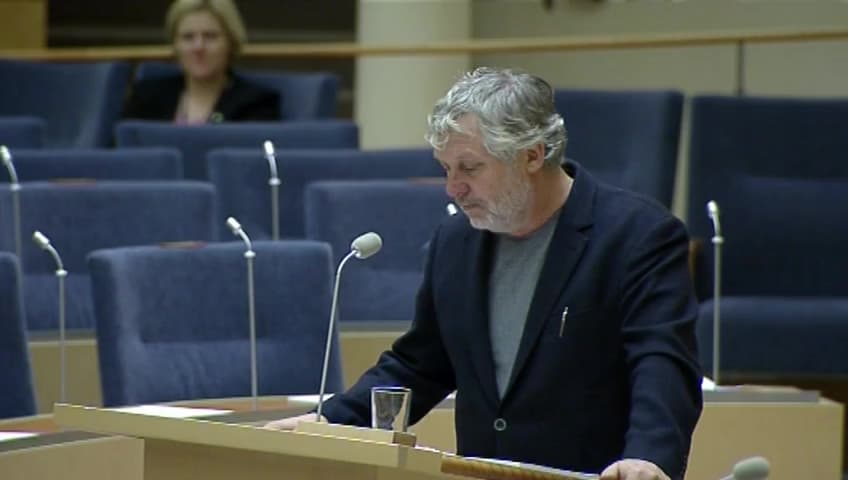 Stillbild från Interpellationsdebatt, Så kallade renovräkningar