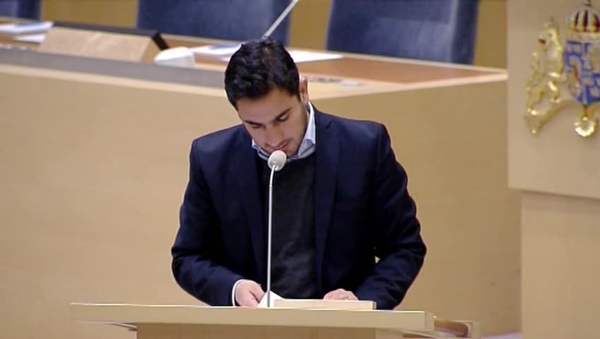 Stillbild från Interpellationsdebatt, Påstådda övervinster i välfärden