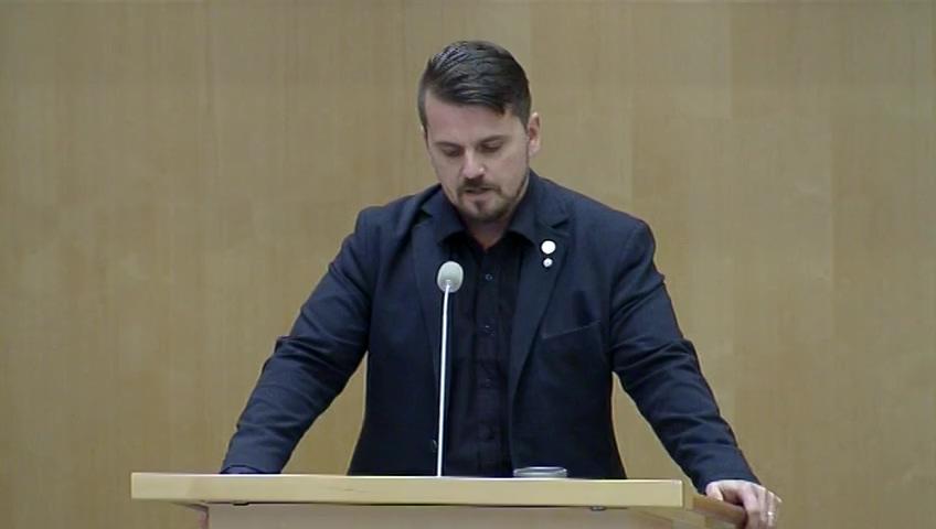 Stillbild från Debatt om förslag, Genomförande av EU:s direktiv om arbetstidens förläggning vid transporter på inre vattenvägar