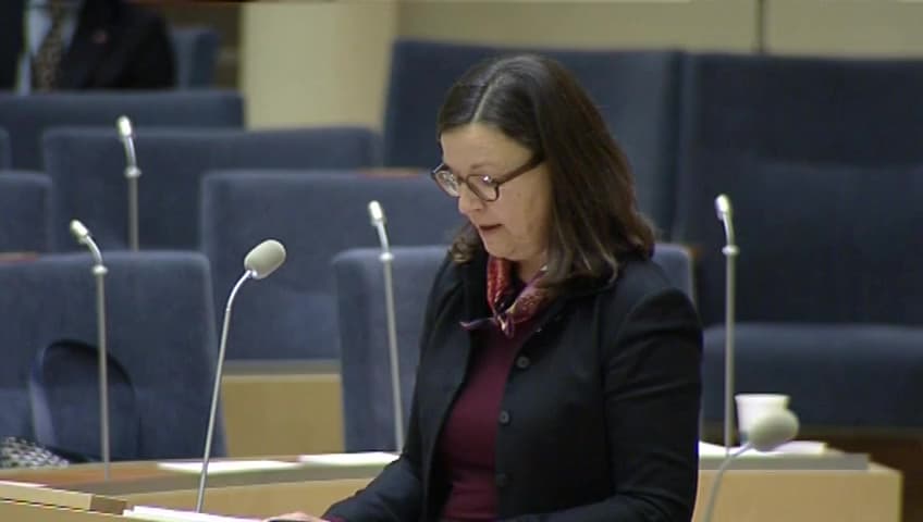 Stillbild från Interpellationsdebatt, Lärarlösa lektioner