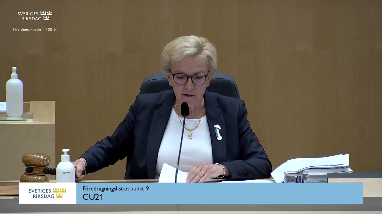 Stillbild från Beslut, Beslut