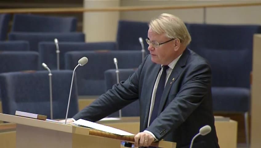 Stillbild från Interpellationsdebatt, Bilateralt samarbete jämfört med Natomedlemskap