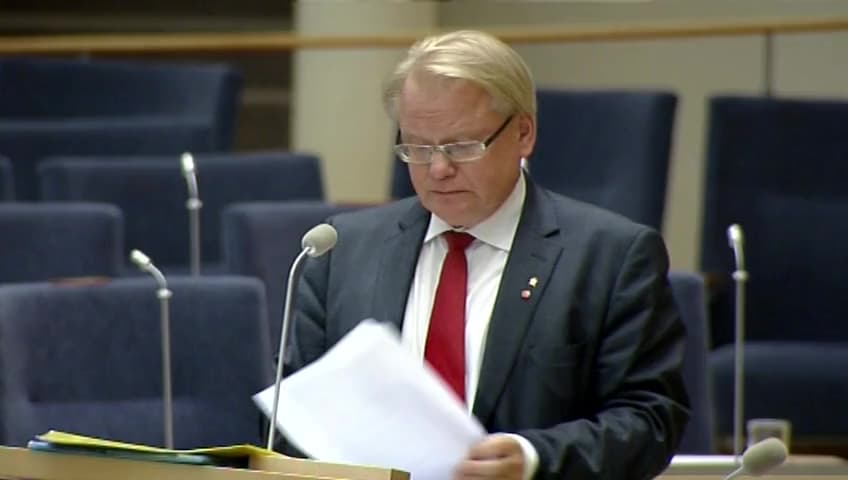 Stillbild från Interpellationsdebatt, Ökat understöd till arméstridskrafterna