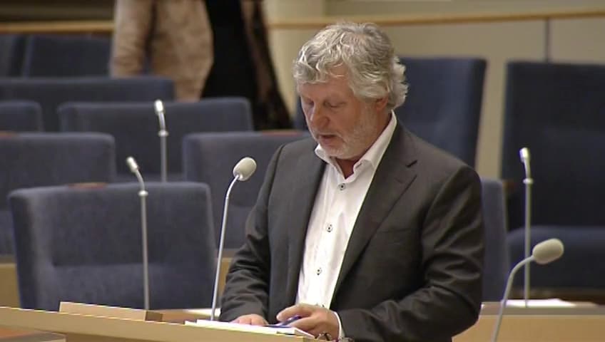 Stillbild från Interpellationsdebatt, Lättnader i plan- och bygglagen 