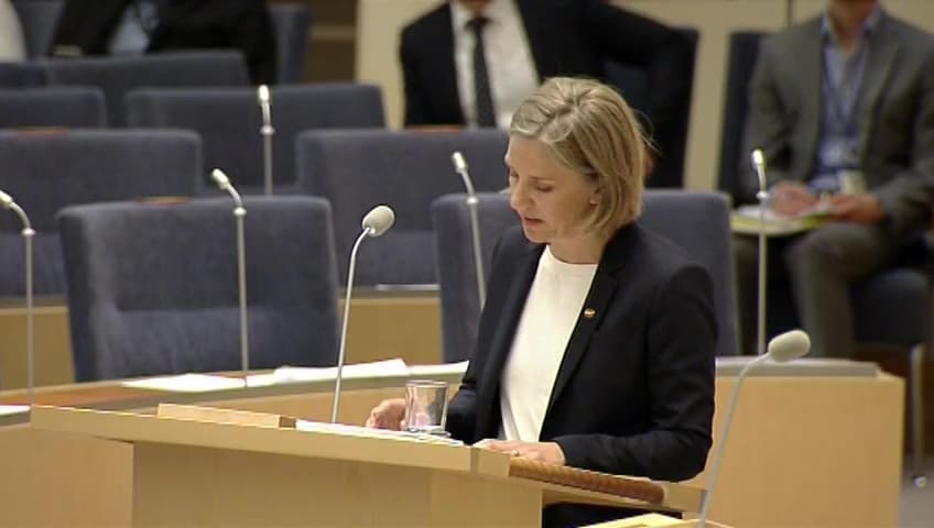 Stillbild från Interpellationsdebatt, Insamlingsansvaret för förpackningar och tidningar 