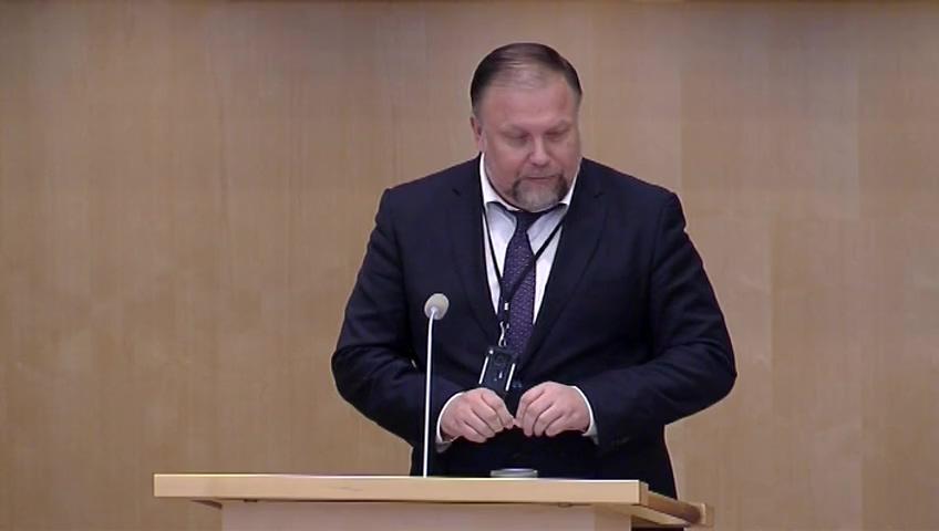 Stillbild från Debatt om förslag, Elsäkerhet