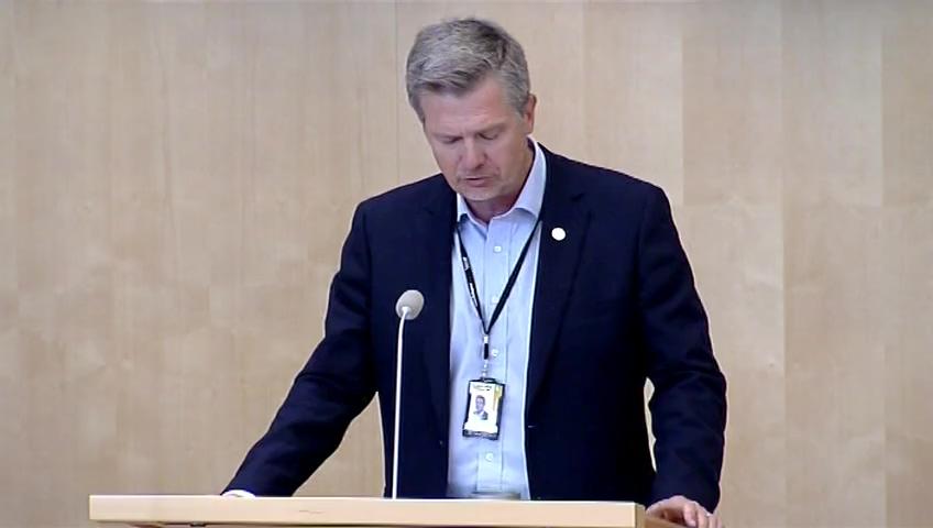 Stillbild från Debatt om förslag, Uppföljning av smittskyddsläkemedel