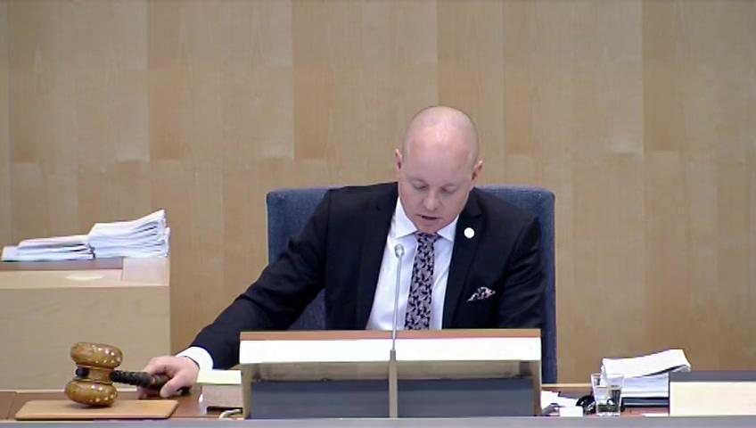 Stillbild från Debatt om förslag, Subsidiaritetsprövning av kommissionens förslag till rådets direktiv om fastställande av regler mot skatteflyktsmetoder som direkt påverkar den inre marknadens funktion