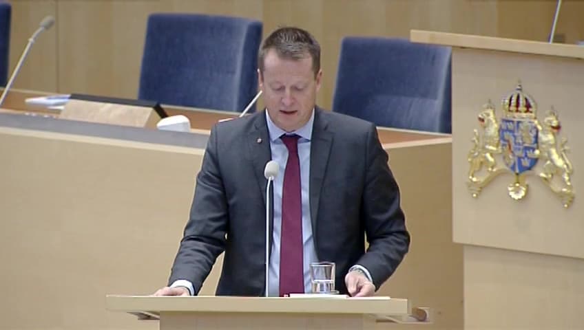 Stillbild från Interpellationsdebatt, Säkerheten för blåljuspersonal i utsatta områden