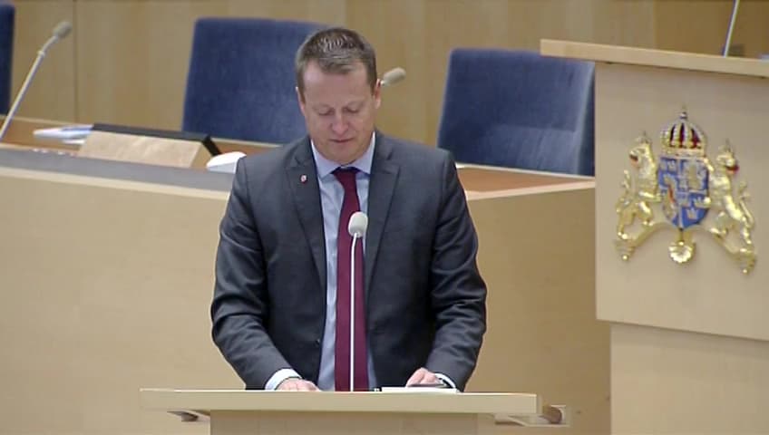 Stillbild från Interpellationsdebatt, Rekrytering av deltidsbrandmän
