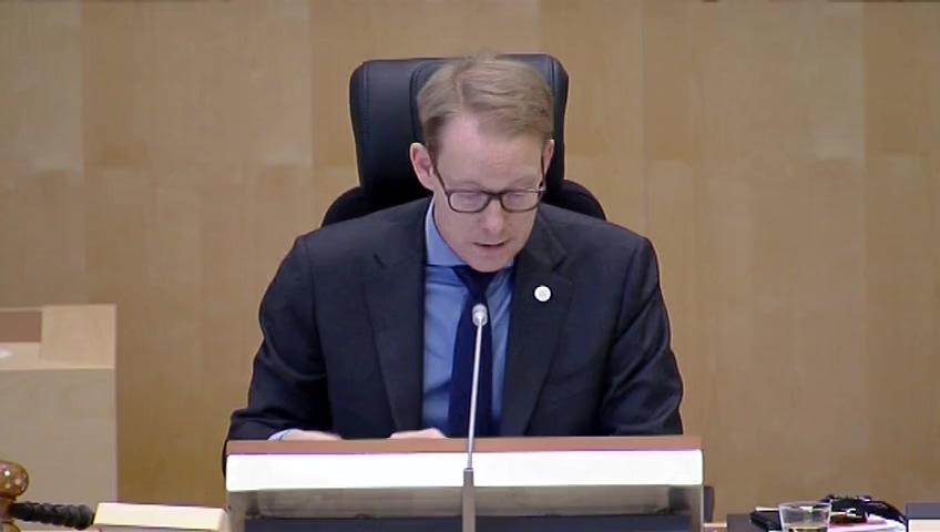 Stillbild från Frågestund, Frågestund