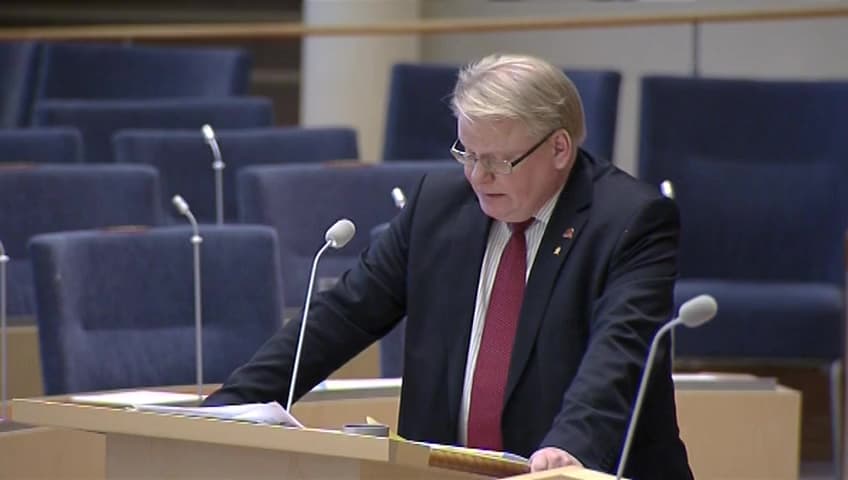 Stillbild från Interpellationsdebatt, Ett starkare psykologiskt försvar