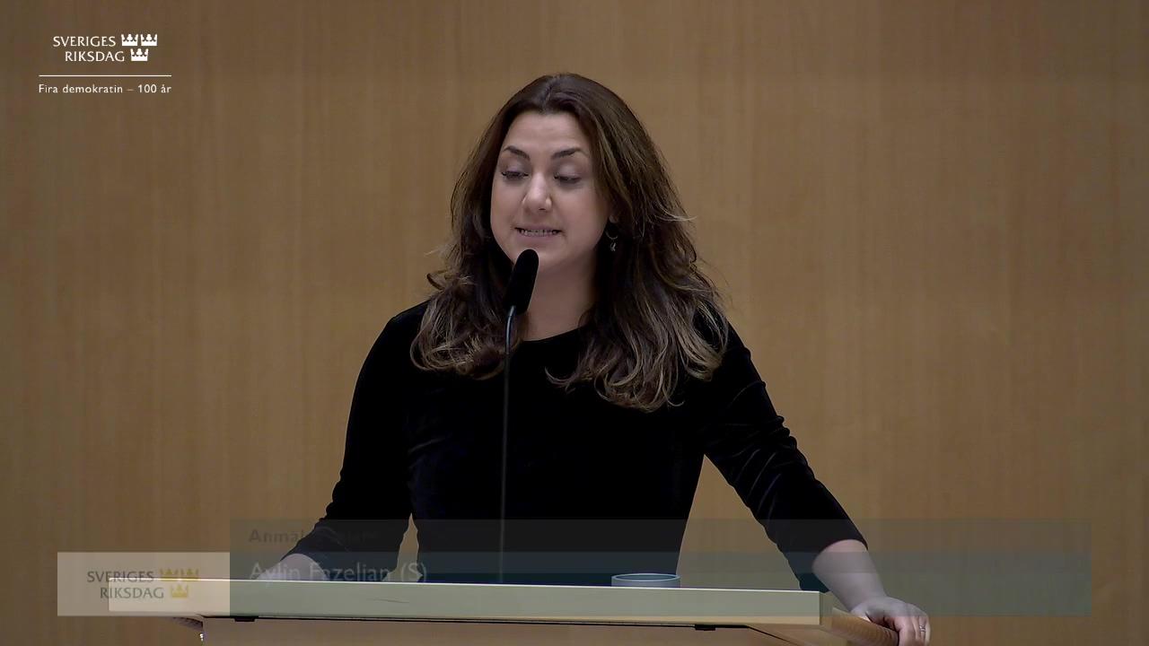 Stillbild från Debatt om förslag, Förskola för fler barn