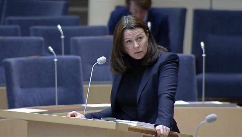 Stillbild från Interpellationsdebatt, Regeringens försämring av supermiljöbilspremien