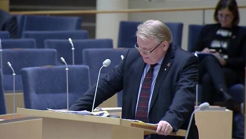 Stillbild från Interpellationsdebatt, Organisationsöversyn