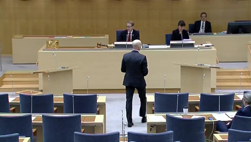 Stillbild från Interpellationsdebatt, Vidmakthållande av utgiftstaken