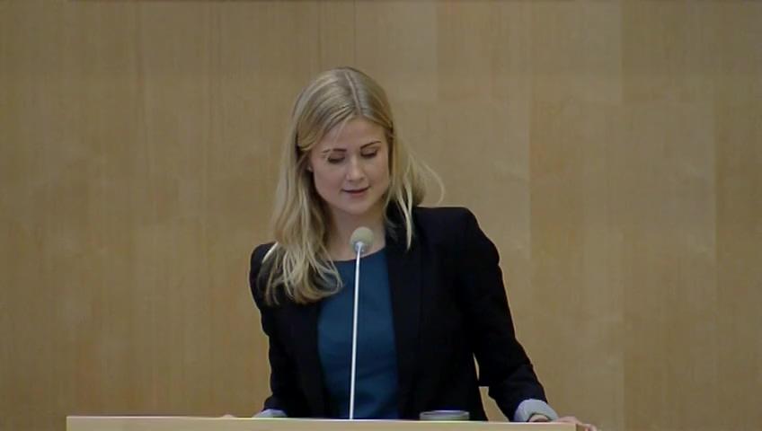 Stillbild från Debatt om förslag, Stödboende - en ny placeringsform för barn och unga