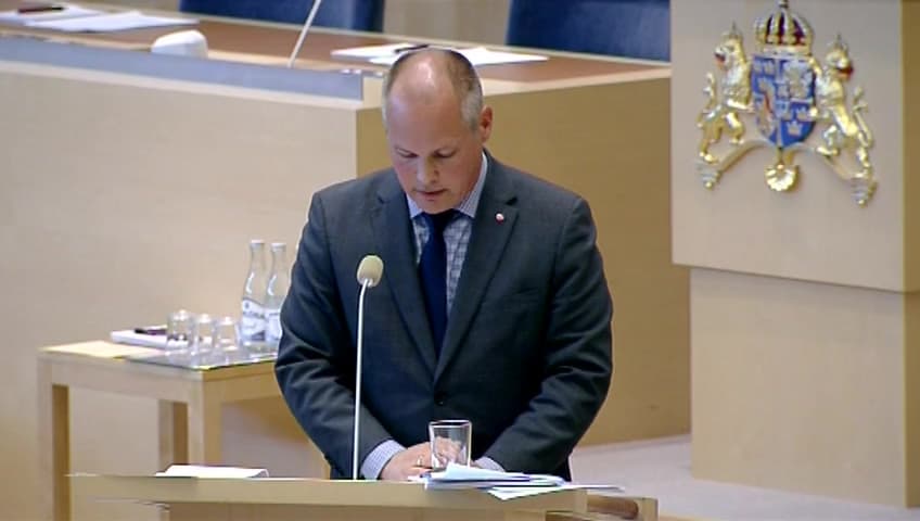 Stillbild från Interpellationsdebatt, Uppenbart ogrundade ansökningar