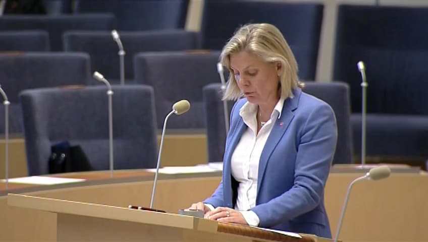 Stillbild från Interpellationsdebatt, Överskottsmålet