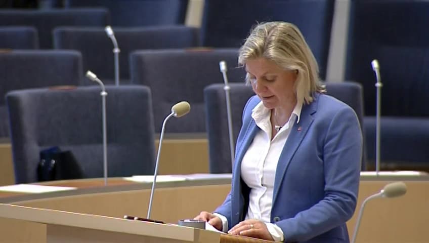 Stillbild från Interpellationsdebatt, Myndighetskritik av regeringens finanspolitik