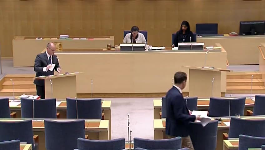 Stillbild från Interpellationsdebatt, Tak för hemtjänstavgifter