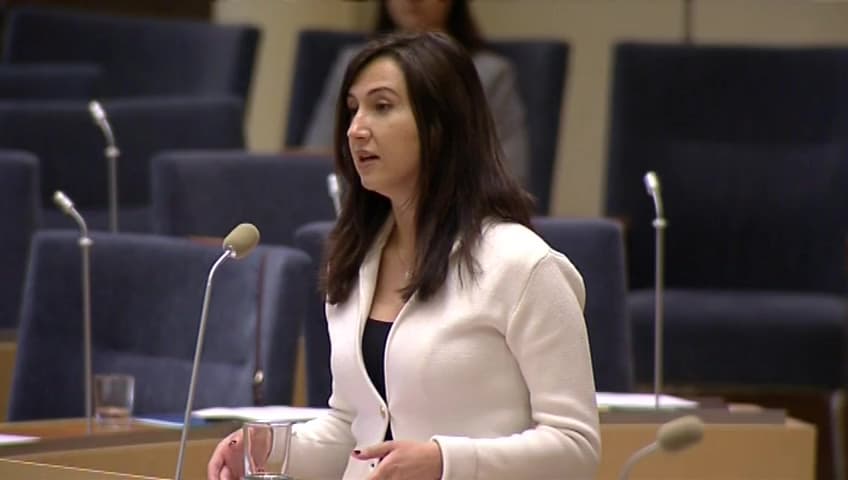 Stillbild från Interpellationsdebatt, Distansundervisning inom kommunal vuxenutbildning