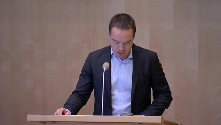 Stillbild från Debatt om förslag, Ökade möjligheter att resa inom EU med nationellt identitetskort