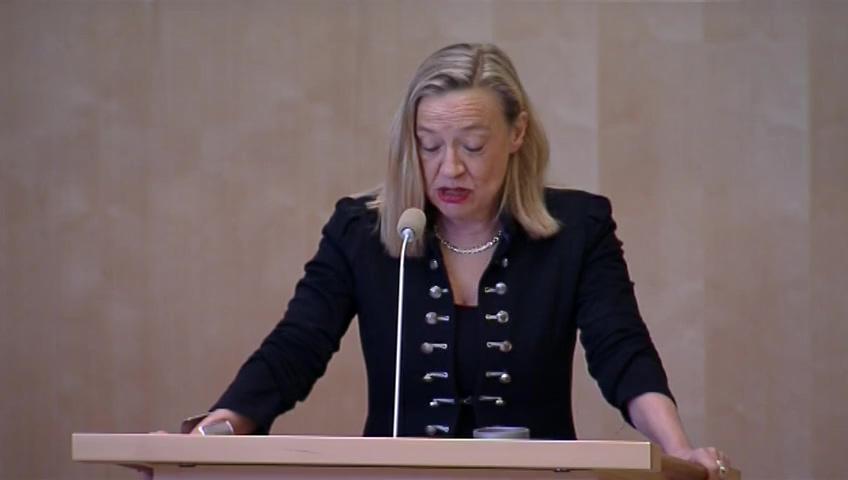 Stillbild från Debatt om förslag, En ny läkemedelslag