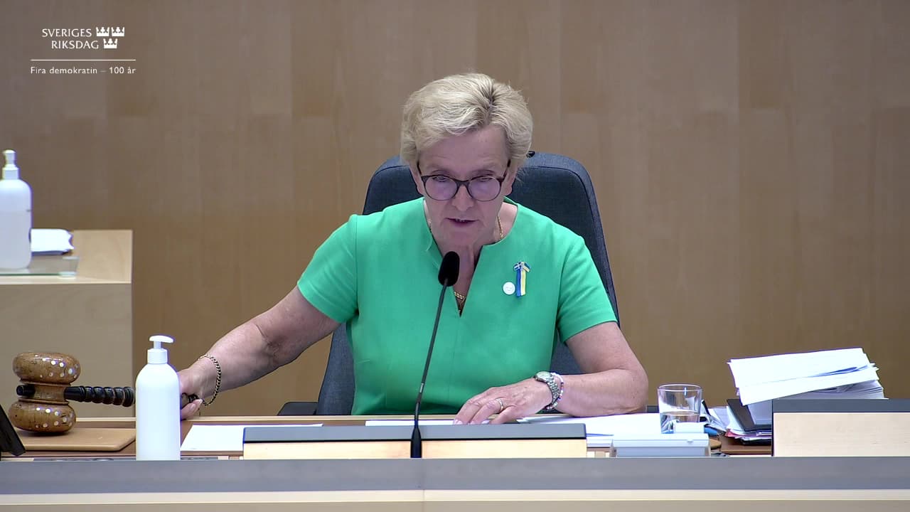 Stillbild från Beslut, Beslut