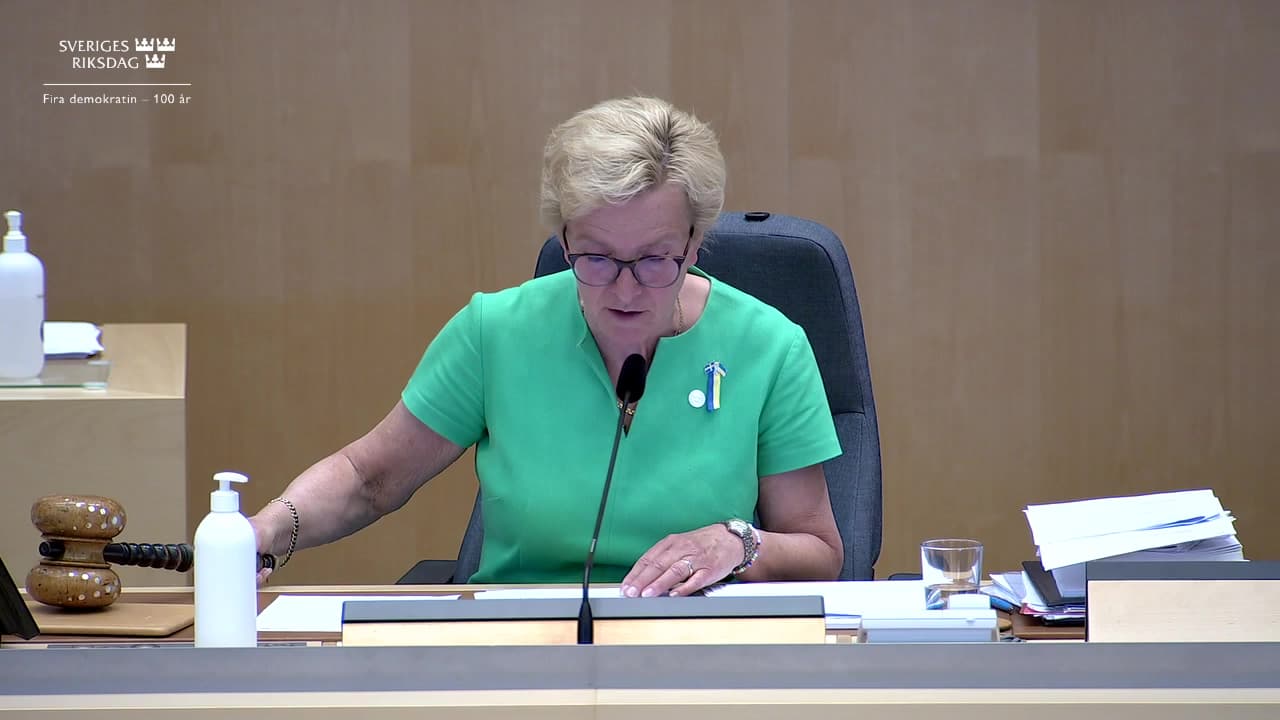 Stillbild från Beslut, Beslut