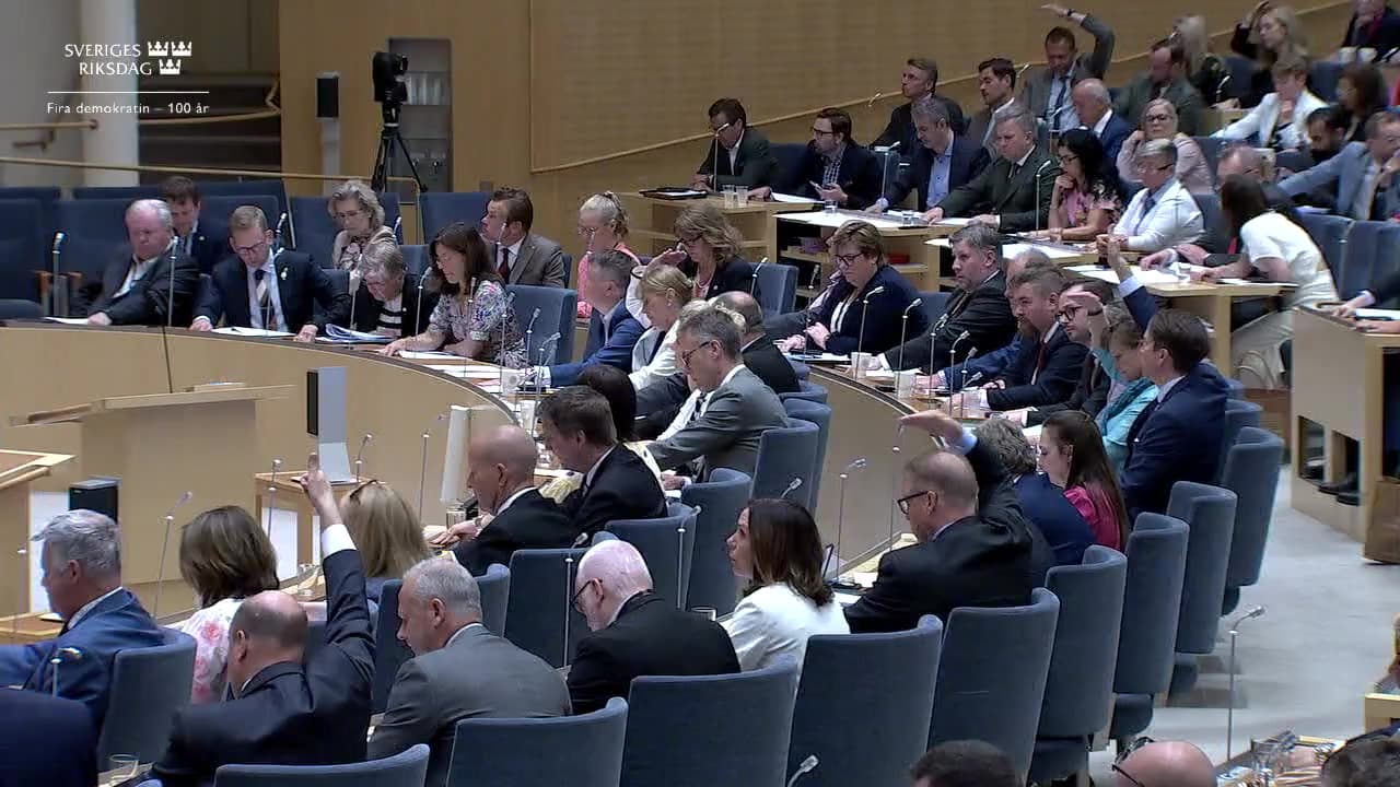 Stillbild från Beslut, Beslut