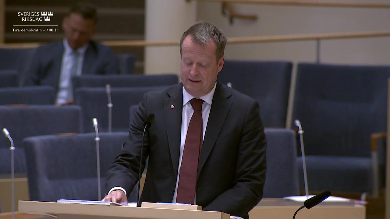 Stillbild från Interpellationsdebatt, Utvisning av kriminella trots anknytning 