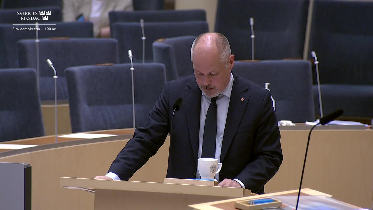 Stillbild från Interpellationsdebatt, Incitament för anpassning till Sverige