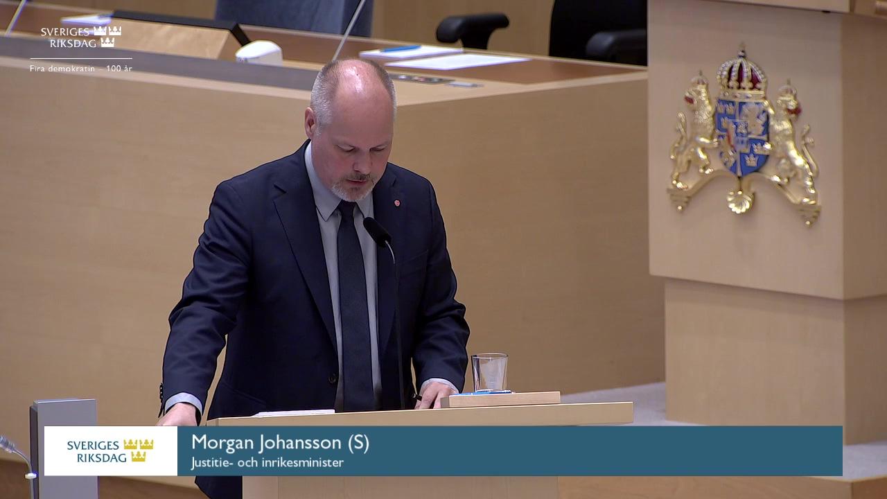 Stillbild från Interpellationsdebatt, Den kraftiga ökningen av traktorstölder