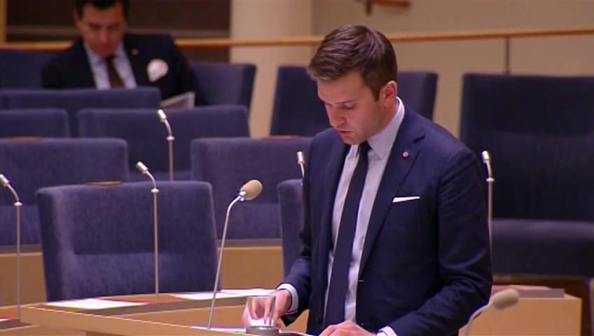 Stillbild från Interpellationsdebatt, Snusets hälsoeffekter