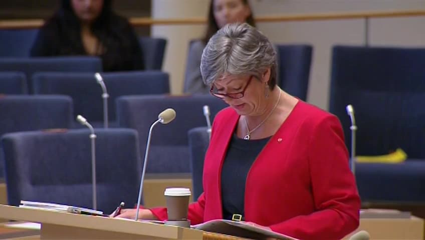 Stillbild från Interpellationsdebatt, Varsel och jobb som försvinner