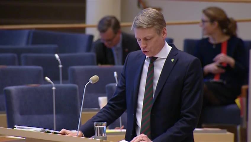 Stillbild från Interpellationsdebatt, Barnkonsekvensanalys vid överskuldsättning