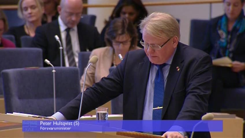 Stillbild från Interpellationsdebatt, Jämförelser med Finland på försvarsområdet