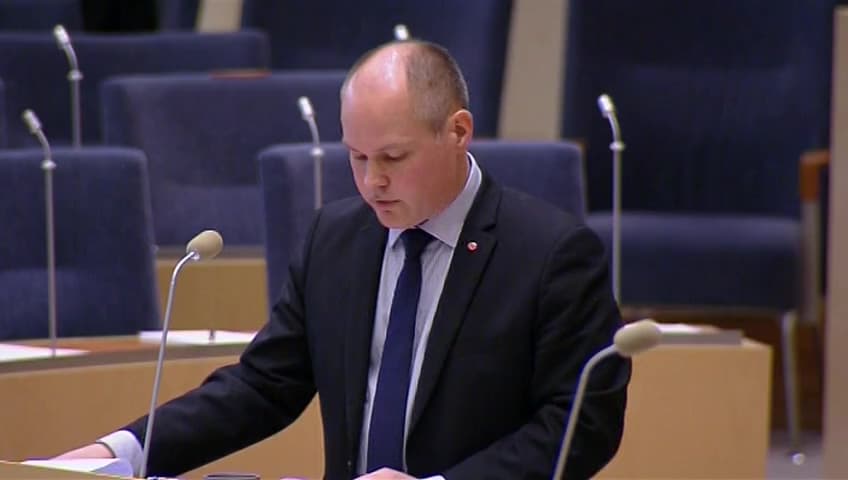 Stillbild från Interpellationsdebatt, Misstänkta terrorister som får uppehållstillstånd i Sverige