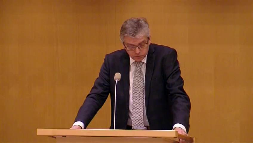 Stillbild från Debatt om förslag, Inkomstskatt