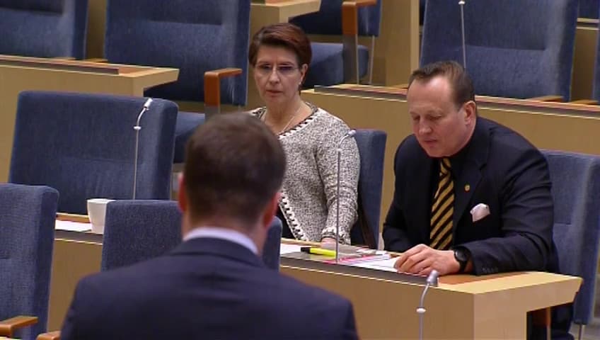 Stillbild från Interpellationsdebatt, Unga lagöverträdare