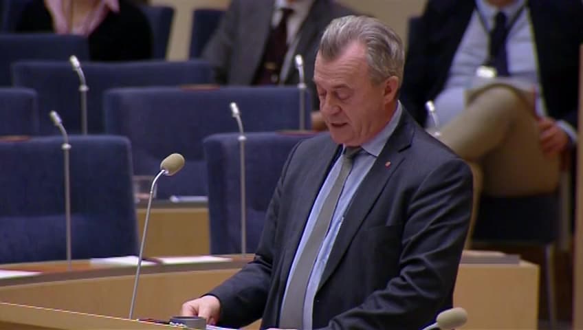 Stillbild från Interpellationsdebatt, Djuromsorgsprogrammet för grisar