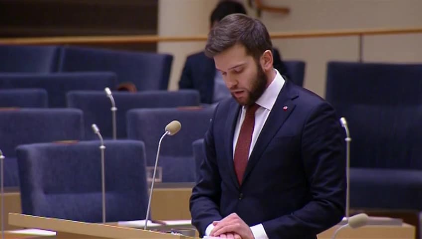 Stillbild från Interpellationsdebatt, Utrikesfödda akademikers etablering inom vård och omsorg 