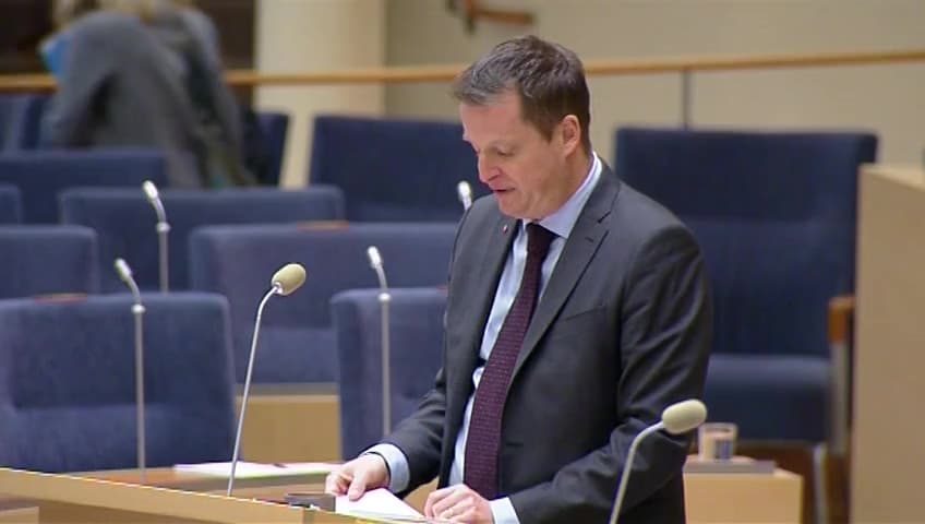 Stillbild från Interpellationsdebatt, Butiksrån på små orter