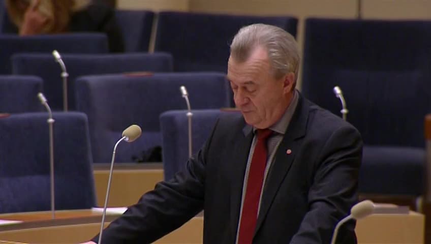 Stillbild från Interpellationsdebatt, Färre djurförsök och 3R-center