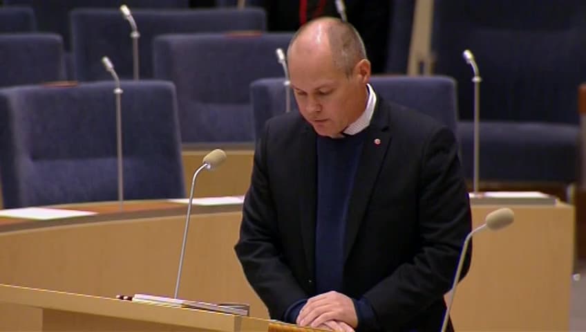 Stillbild från Interpellationsdebatt, Språkanalyser vid asylprövning