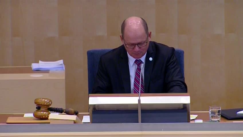 Stillbild från Debatt om förslag, Riksrevisionens rapport om förvaltningsrätternas hantering av överklagade beslut