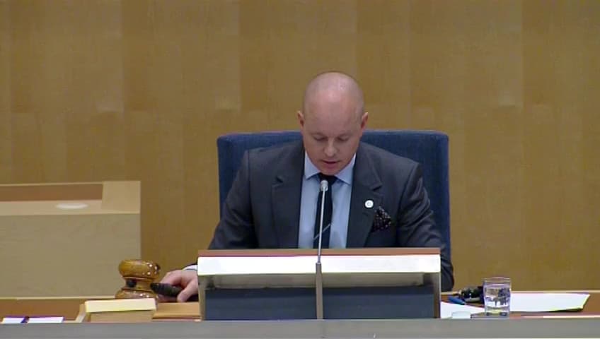 Stillbild från Debatt om förslag, Elektronisk ansökan om lantmäteriförrättning